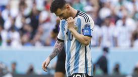 VIDEO | "La pelota sí se mancha": Periodista de ESPN dice que todos los títulos Mundiales de Argentina fueron trampa