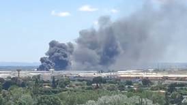 VIDEO | Gran explosión se registra en una planta de biodiesel en España: Se confirman dos muertos