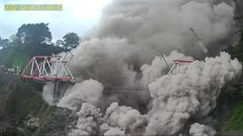 VIDEO | Impresionante erupción del volcán Semeru obliga a evacuar casi 2 mil personas en Indonesia