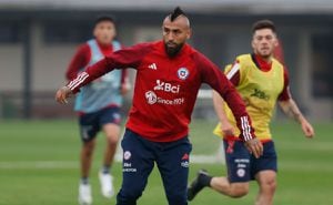 Inesperado: el sorprendente reemplazo que tuvo Arturo Vidal en los últimos entrenamientos de La Roja