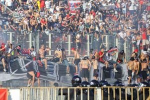 Revelan que incidentes de la barra de Colo Colo perjudicaron el retorno de la U al Estadio Nacional