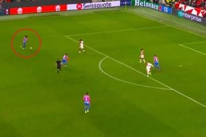 VIDEO | ¿Premio Puskás? El golazo de Rafael Leao para cerrar la clasificación del Milán en Europa League
