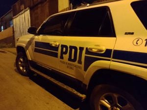 PDI detuvo a madre de falso médico que realizó mortal implante “a domicilio” en Puente Alto