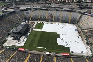 Tranquilidad: La Roja no se mueve del Estadio Monumental luego de una exhaustiva revisión de la cancha