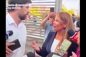 VIDEO | El momento en que Cathy Barriga se enoja con Joaquín Lavín Jr al llegar a Centro de Justicia