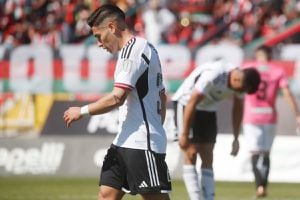 La complicada molestia de Óscar Opazo que afecta a Colo Colo en la recta final del Campeonato Nacional