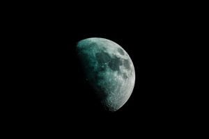 Luna Creciente: ¿De qué se trata esta fase lunar y qué rituales se pueden hacer en ella?