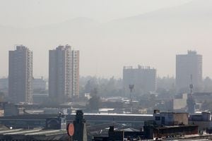 Alerta Ambiental: ¿Cómo estará la calidad del aire este viernes en Santiago?