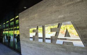 La FIFA acaba con los rumores y se refiere al uso de la criticada tarjeta azul