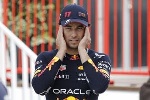 Checo Pérez se va contra Red Bull por problemas en su monoplaza en las Prácticas Libres del GP de Canadá