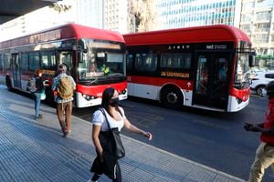 Super Lunes: Así están funcionando el Metro y los buses de Red este 4 de marzo