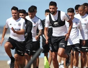 Pato Yáñez advierte a Colo Colo por un posible refuerzo: “Óscar Opazo es mucho más”