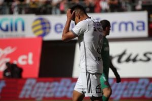 De mal en peor: Damián Pizarro no la pasa bien en Colo Colo y es borrado por Jorge Almirón