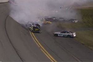 VIDEO | Impactante múltiple choque se produjo en las 500 millas de Daytona