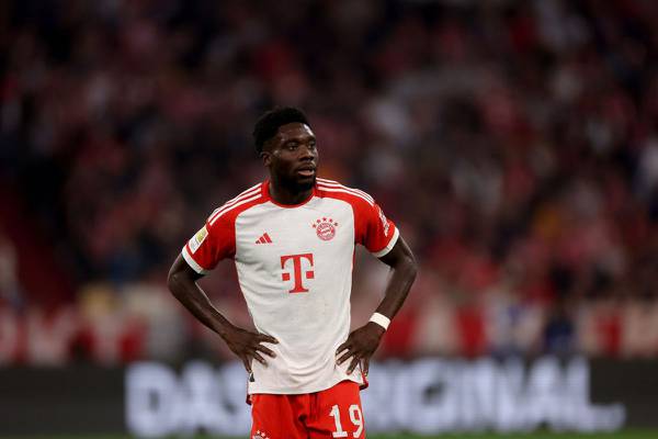 Agente de Alphonso Davies se va con todo contra la dirigencia del Bayern Múnich: “No es justo”