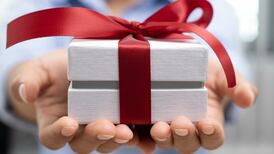 20 ideas para entregar en Navidad: ¿Qué regalar a una persona que apenas conoces?