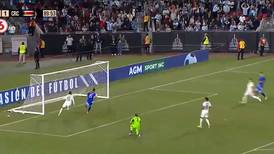 VIDEO | ¡Pero échala adentro! Delantero de Argentina celebró demasiado temprano y se perdió un gol increíble