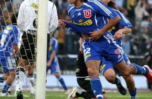 “Sentí el desprecio del hincha de la U”: exjugador azul contó lo difícil que fue fichar en Colo Colo