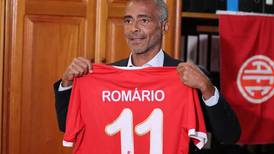 Romario tiene 58 años y volverá al fútbol profesional