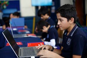 Becas TIC: Consulta con el RUT si recibirás un notebook gratis