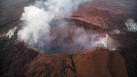 Enjambre sísmico en el volcán Kilauea mantiene en alerta naranja a Hawái