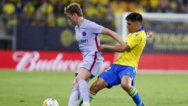 El jugador chileno que sigue sin encontrar equipo y está a la deriva en Europa