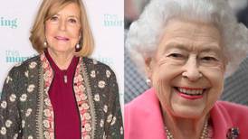 "Me enoja mucho y es falsa": La mejor amiga de la Reina Isabel II expresó su enojo ante la serie "The Crown"