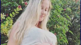 "Amor de mami": Rosemarie Dietz disfrutó de tierno regaloneo con su bebé recién nacida