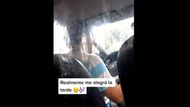 VIDEO | Taxista baila al ritmo de Emmanuel mientras conduce y se hace viral en Tik Tok