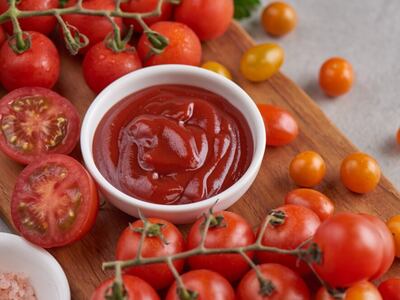 Este es el desconocido uso de la salsa de tomate para la limpieza de tu hogar