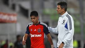 Universidad de Chile pone plazo a Leicester por venta de Darío Osorio