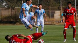 Con un hombre menos, Unión La Calera le arrancó un empate a Magallanes en La Pintana