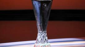 ¿Conocías alguna? Estas son las tres grandes curiosidades del histórico trofeo de la Europa League