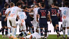 Los duros castigos que podrían recibir los expulsados del duelo entre PSG y Marsella