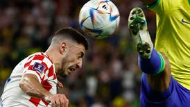 VIDEO | ¿Era roja? Así fue la feroz patada de Danilo en el Brasil vs Croacia del Mundial Qatar 2022