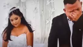 VIDEO | ¿Se ganó una red flag?: Novio comenzó a llorar en pleno matrimonio porque vio a su exnovia junto a su actual pareja