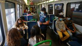 Metro extiende servicio hasta las 22:00 horas tras cambio en toque de queda