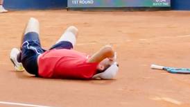 Las espeluznantes imágenes de la lesión de tenista francés en el Conde de Godó: tobillo para la miseria