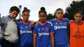 La U sufrió con los errores defensivos y quedó eliminada ante Atlético Nacional de la Copa Libertadores Femenina