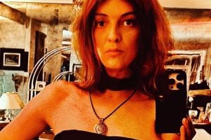 Sheila Devil, hija de Camilo Sesto se muestra en topless en redes sociales