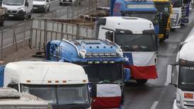 Paro de camioneros: Gobierno desbloquea rutas y presenta 7 querellas por Ley de Seguridad del Estado
