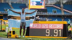 VIDEO| Le dicen el nuevo Usain Bolt: Así corre Letsile Tebogo, el adolescente que podría romper sus récords