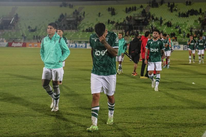 Santiago Wanderers juega en la Primera B del fútbol chileno.