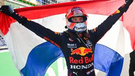 Max Verstappen recuperó el liderato de Fórmula 1 luego de vencer a Hamilton en el Gran Premio de los Países Bajos