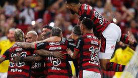 ¿Juega Arturo Vidal? La formación de Flamengo para el choque ante Corinthians por Copa Libertadores