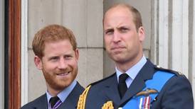 El príncipe Harry revela en su libro que la Familia Real lo llamaba "repuesto" y al príncipe William "heredero"