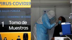 Balance Covid-19 en Chile: Minsal reporta que 14 regiones disminuyeron sus casos nuevos