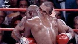 Tyson vs Holyfield: El día más oscuro en la carrera de Mike
