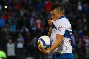 “Anda a celebrar con ellos”: el furioso reclamo de Nicolás Castillo tras derrota de la UC ante Colo Colo