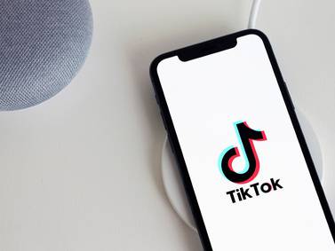 Con estos simples trucos podrás ordenar tu contenido favorito en TikTok